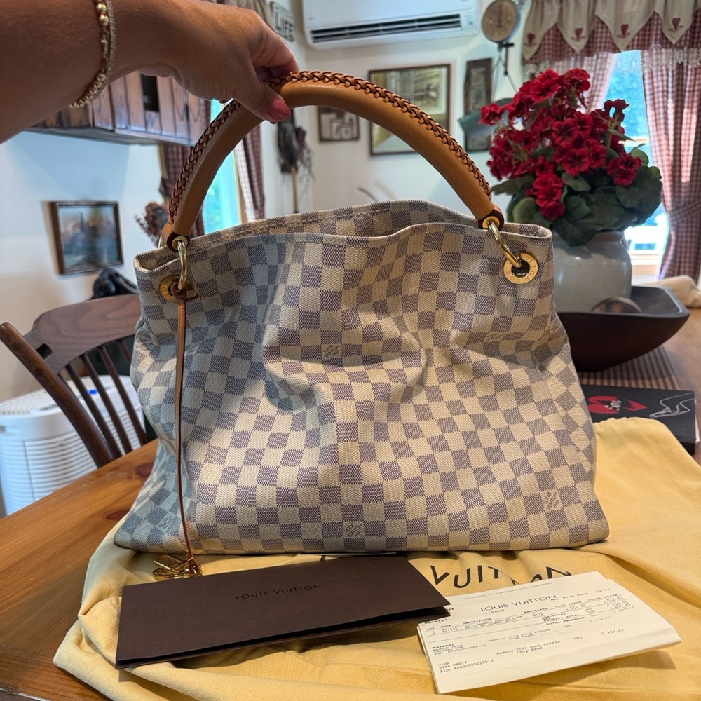Louis Vuitton Damier Azur Artsy MM Hobo bag
